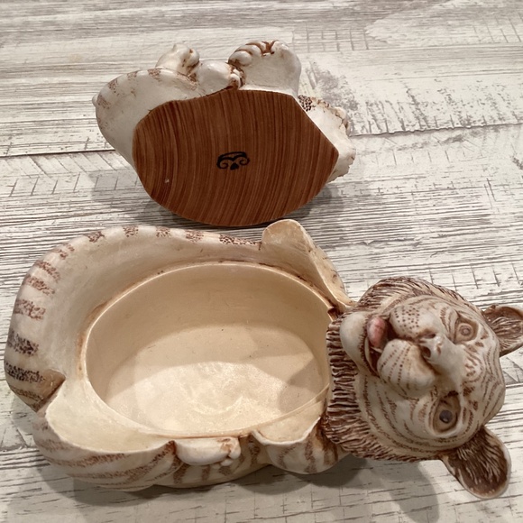 Harmony Kingdom Pride and Joy collector figurine - Picture 3 of 5